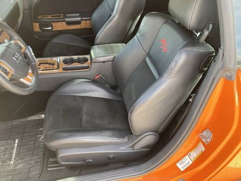 Used 2014 Dodge Challenger R/T image 30