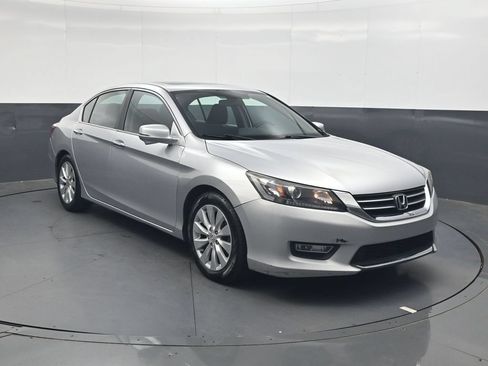 Used 2013 Honda Accord EX image 6