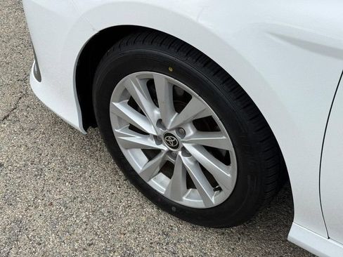 Used 2022 Toyota Camry LE FWD image 10