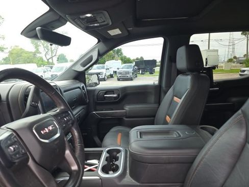 Used 2020 GMC Sierra 1500 AT4 w/ AT4 Premium Package AWD/4WD image 10