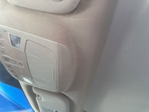 Used 2020 Ford Edge Titanium image 29