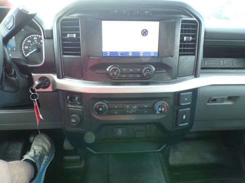 Used 2022 Ford F150 XL w/ Trailer Tow Package RWD image 24