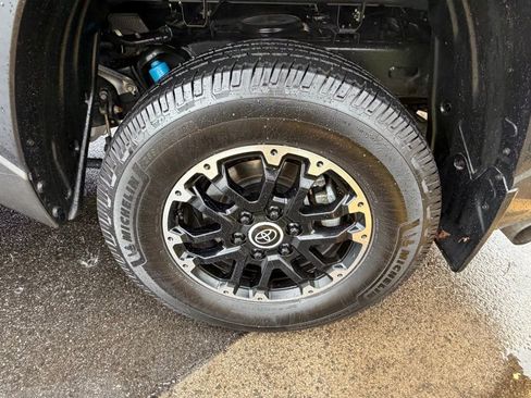 Used 2022 Toyota Tundra SR5 image 13