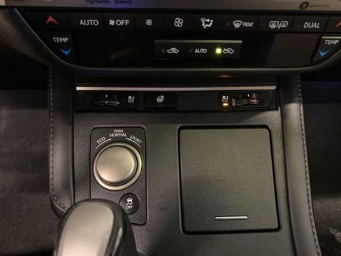 Used 2018 Lexus ES 350 w/ Premier Package FWD image 21