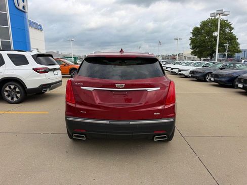 Used 2019 Cadillac XT5 Luxury AWD/4WD image 3