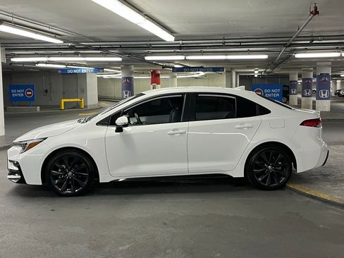 Used 2023 Toyota Corolla SE image 31