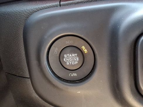 Used 2021 Jeep Wrangler Unlimited Rubicon w/ LED Lighting Group AWD/4WD image 27
