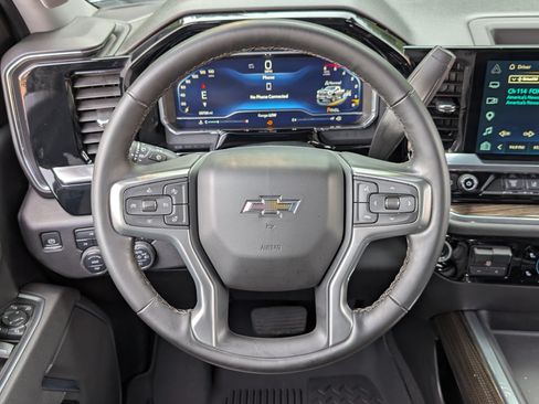 Used 2025 Chevrolet Silverado 2500 LT w/ Trail Boss Package AWD/4WD image 23