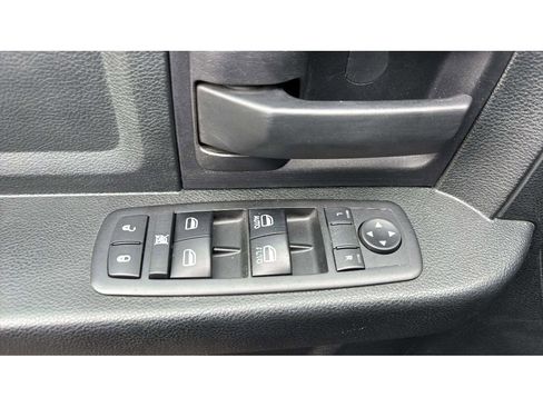 Used 2017 RAM 1500 Tradesman w/ Popular Equipment Group image 17