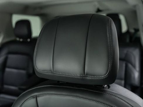 New 2026 Lincoln Navigator Premiere AWD/4WD image 14