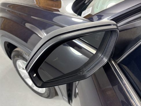 Used 2018 Volkswagen Atlas SEL image 24