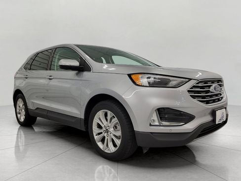 Used 2024 Ford Edge Titanium image 1