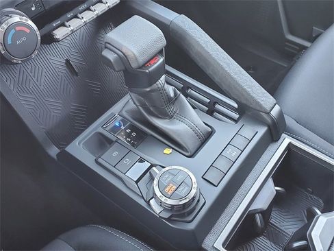 New 2025 Toyota Tacoma TRD Off-Road image 32