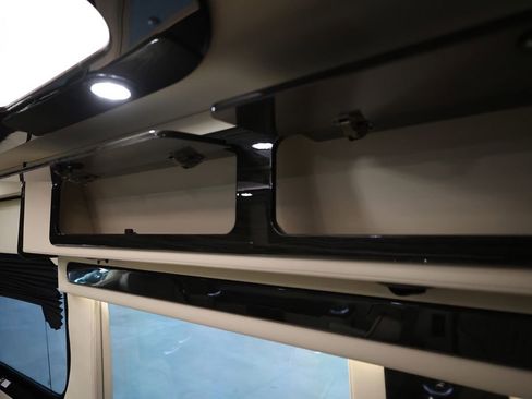 Used 2024 Mercedes-Benz Sprinter 3500 image 41