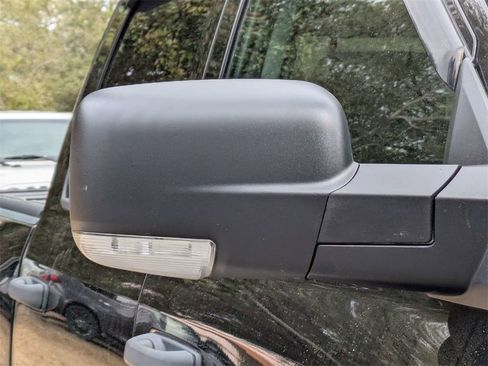 Used 2018 RAM 1500 Outdoorsman image 11