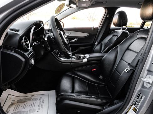 Used 2015 Mercedes-Benz C 300 4MATIC Sedan w/ Premium 1 Package image 18