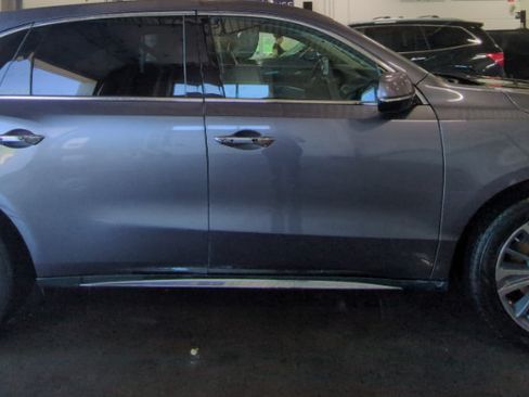 Used 2017 Acura MDX SH-AWD w/ Technology Package image 3