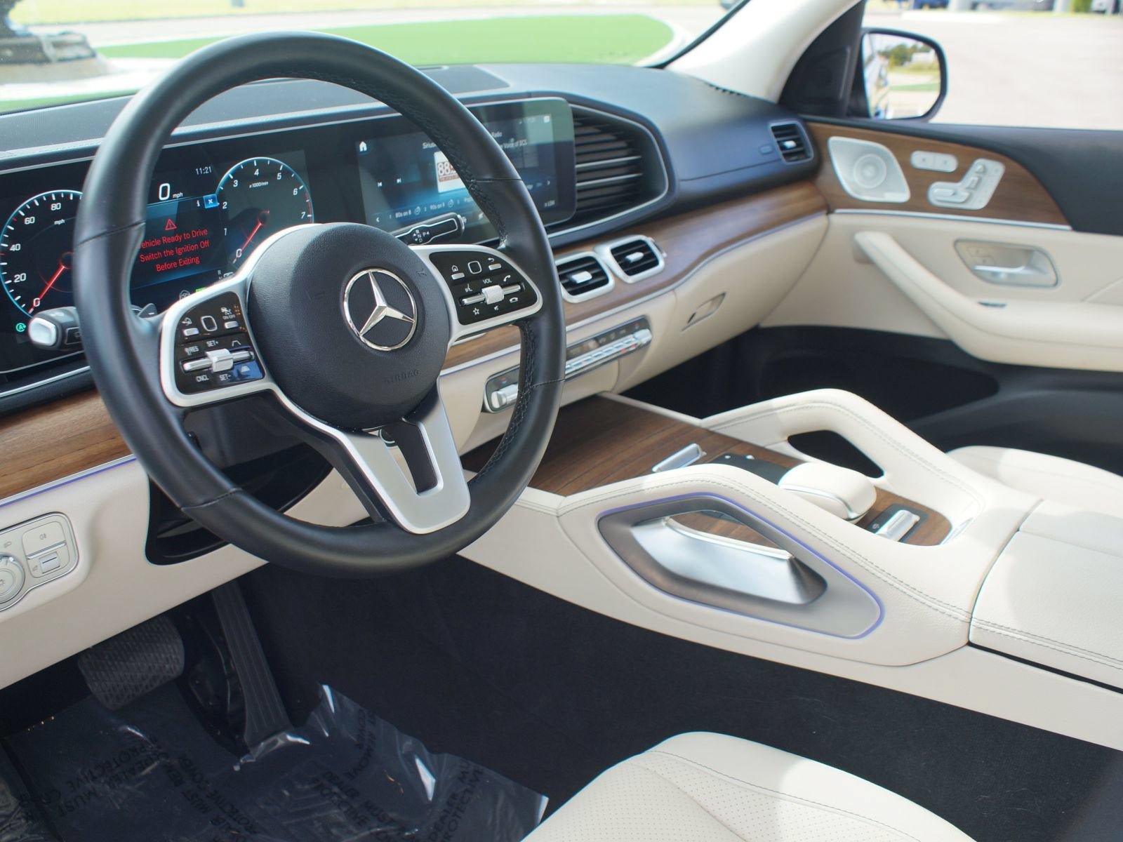 Used 2021 Mercedes-Benz GLS 450 4MATIC image 15