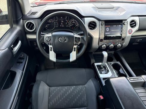 Used 2018 Toyota Tundra SR5 w/ SR5 Upgrade Package image 30