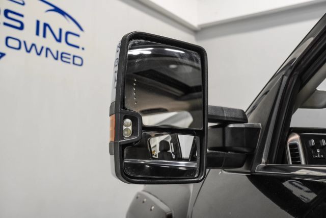 Used 2015 GMC Sierra 2500 Denali w/ Duramax Plus Package AWD/4WD image 40