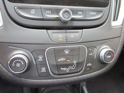 Used 2024 Chevrolet Malibu RS image 27