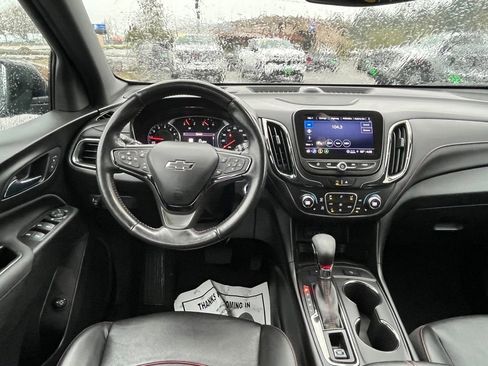 Used 2022 Chevrolet Equinox RS w/ RS Leather Package image 16