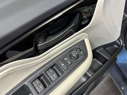 New 2026 Honda Odyssey Touring image 27