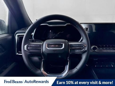 New 2025 GMC Canyon Elevation w/ Convenience Package image 17