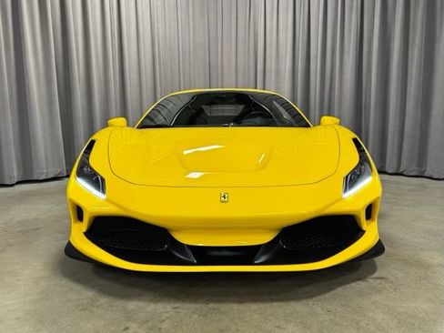 Used 2020 Ferrari F8 Tributo RWD image 7