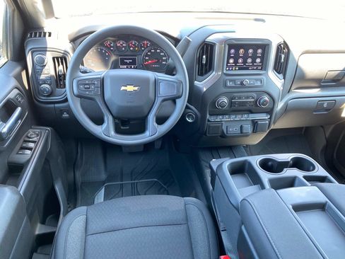 Used 2025 Chevrolet Silverado 1500 Custom w/ Turbomax Blackout Package image 7