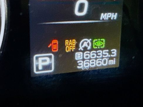 Used 2020 Subaru Outback Limited XT AWD/4WD image 4