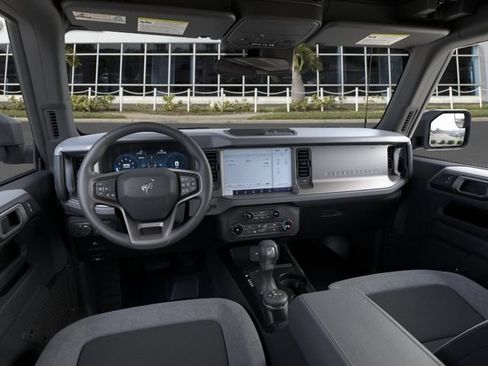 New 2026 Ford Bronco 2-Door AWD/4WD image 9