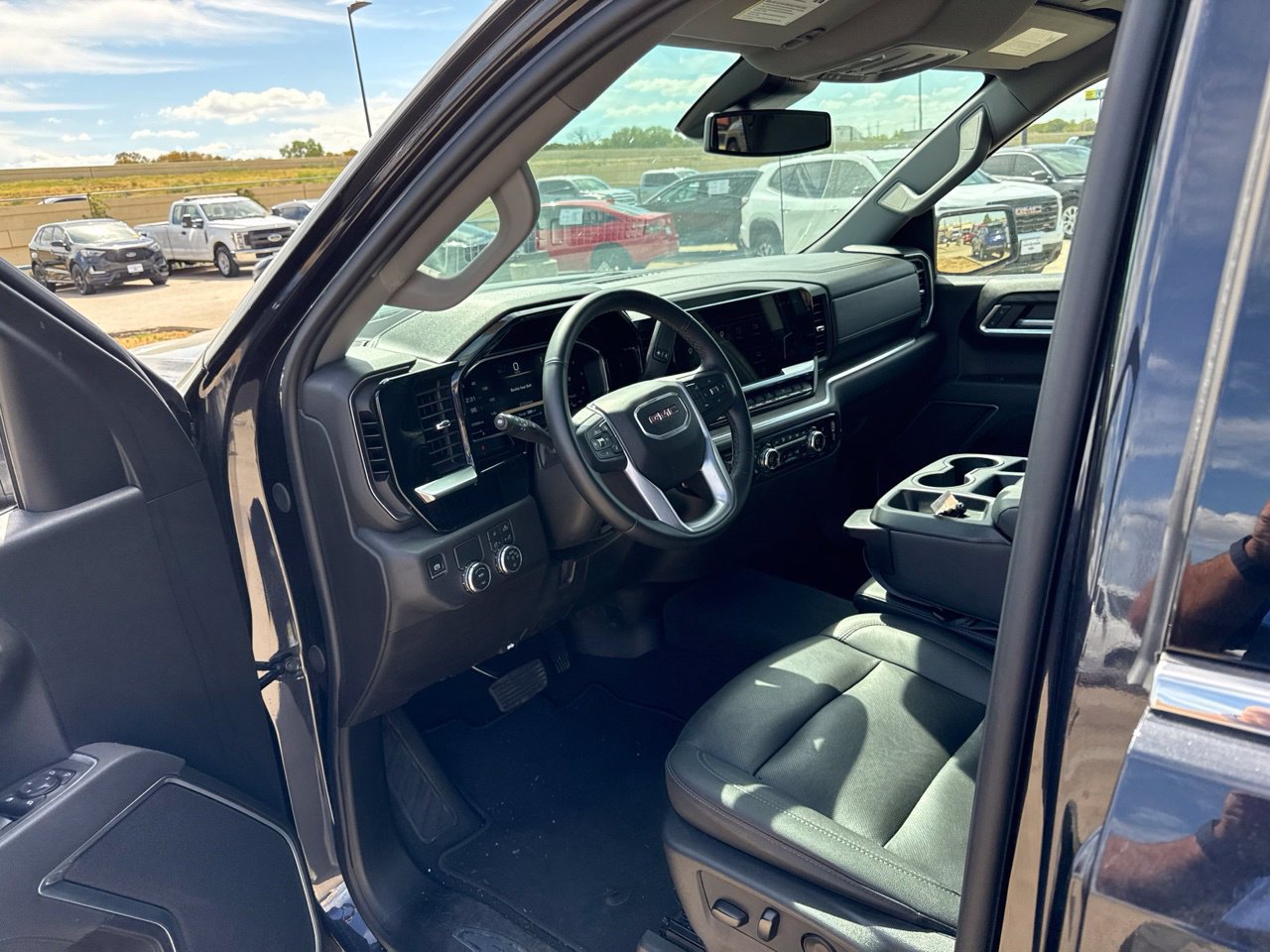 Used 2026 GMC Sierra 1500 SLT RWD image 20