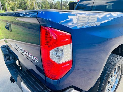 Used 2014 Toyota Tundra SR5 image 9