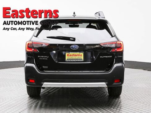 Used 2023 Subaru Outback Limited AWD/4WD image 6