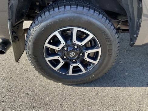 Used 2016 Toyota Tundra Limited image 6