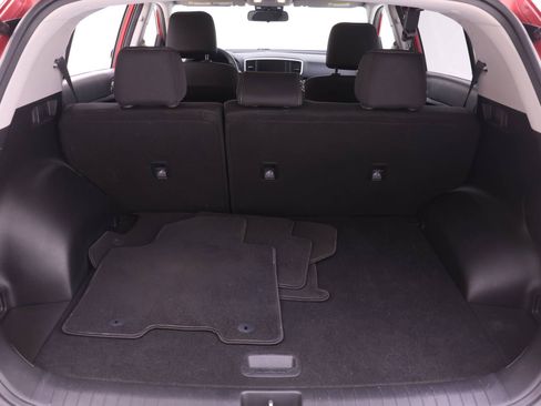 Used 2021 Kia Sportage LX image 14