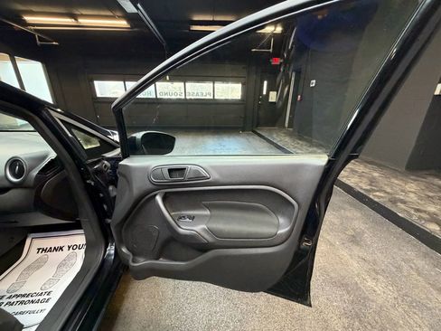 Used 2019 Ford Fiesta SE w/ Equipment Group 201A image 32