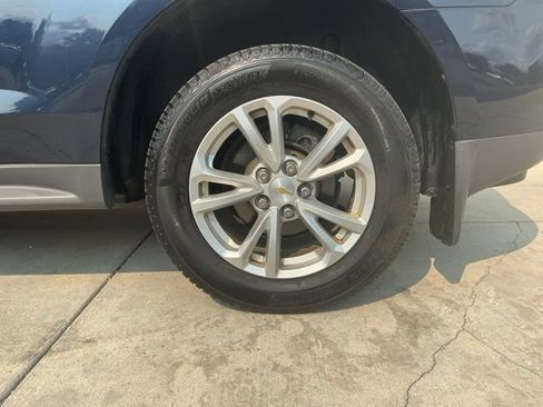 Used 2017 Chevrolet Equinox LT w/ Convenience Package AWD/4WD image 30