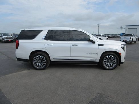 Certified 2023 GMC Yukon Denali Ultimate AWD/4WD image 5
