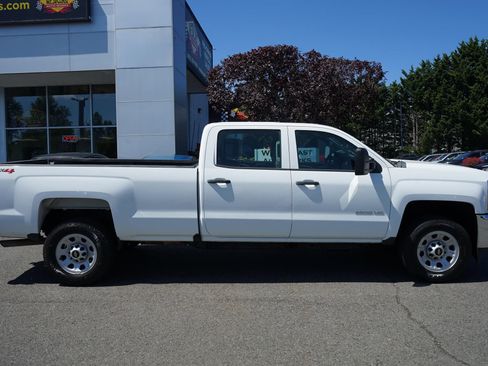 Used 2018 Chevrolet Silverado 3500 W/T AWD/4WD image 6