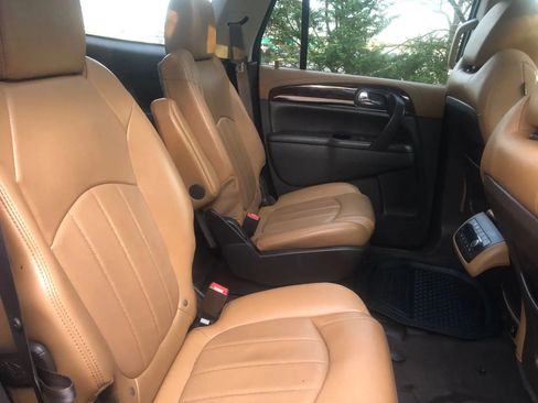 Used 2017 Buick Enclave Leather image 22