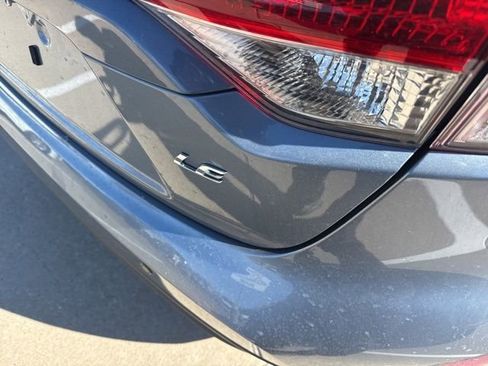 Used 2025 Toyota Corolla LE w/ Convenience Package image 4