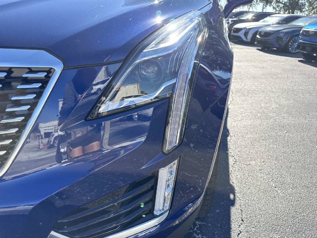 New 2026 Cadillac XT5 Premium Luxury FWD image 9