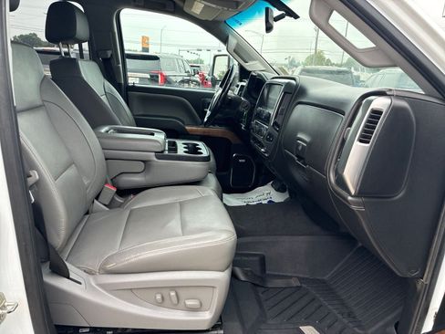 Used 2019 Chevrolet Silverado 3500 LTZ w/ Duramax Plus Package AWD/4WD image 18