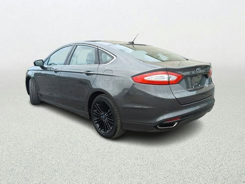 Used 2016 Ford Fusion SE w/ Equipment Group 202A FWD image 3