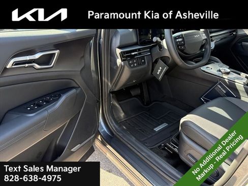 New 2026 Kia Sportage EX image 17