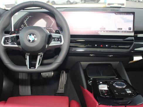 New 2026 BMW 530i xDrive w/ M Sport Package image 18