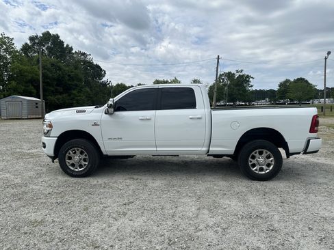 Used 2024 RAM 2500 Laramie w/ Safety Group AWD/4WD image 5