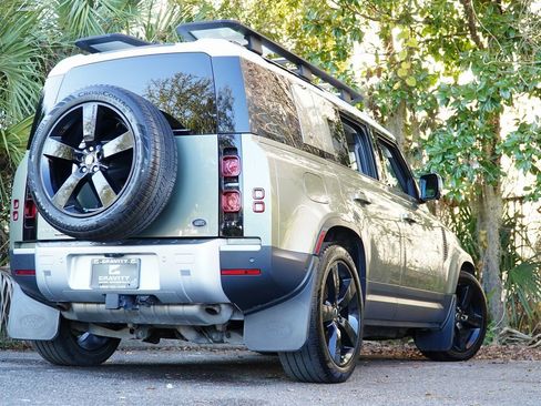 Used 2020 Land Rover Defender 110 HSE image 6